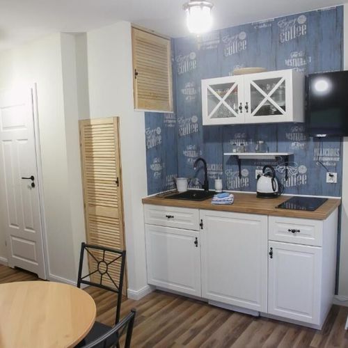 Apartament 3-osobowy z balkonem z 2 pomieszczeniami sypialnianymi