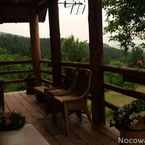 Domek drewniany 10-osobowy z dostępem do ogrodu z widokiem na góry