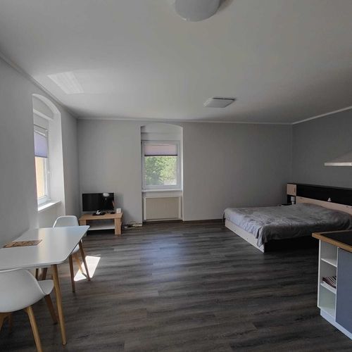 Apartament cu duș cu bucătărie proprie pentru 2 pers.