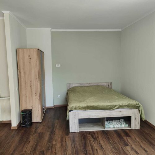 Apartament cu duș cu bucătărie proprie pentru 2 pers.