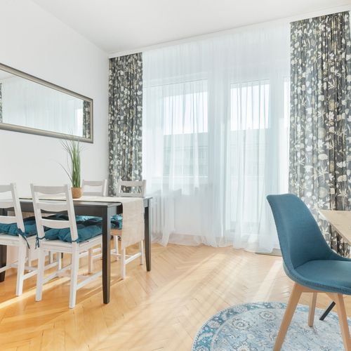 Apartament întreaga unitate tV cu ecran plat cu 2 camere pentru 4 pers.