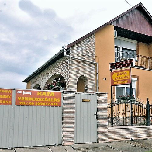 Apartament 4-osobowy na poddaszu z 1 pomieszczeniem sypialnianym