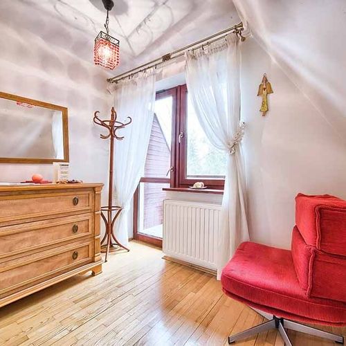 Apartament 4-osobowy z 2 pomieszczeniami sypialnianymi