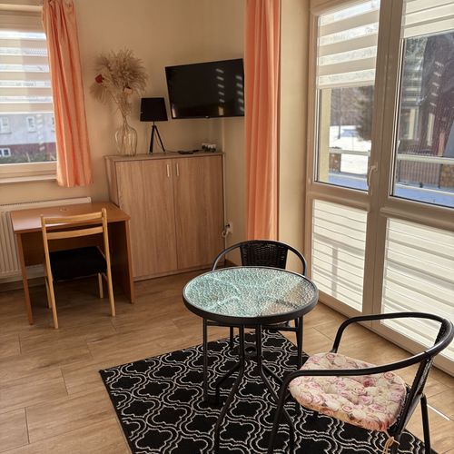 Apartament 6-osobowy z 2 pomieszczeniami sypialnianymi
