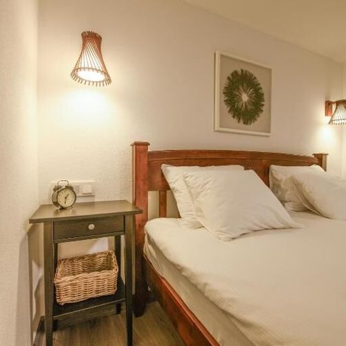 Apartament premium la parter cu 2 camere pentru 4 pers.