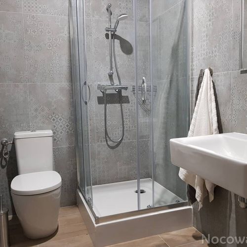 Pokoj se zahradou s privátní koupelnou mimo pokoj pro 2 os.