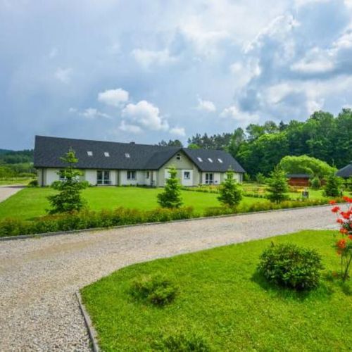Apartman se zahradou s privátní koupelnou mimo pokoj pro 5 os. s 1 ložnicí