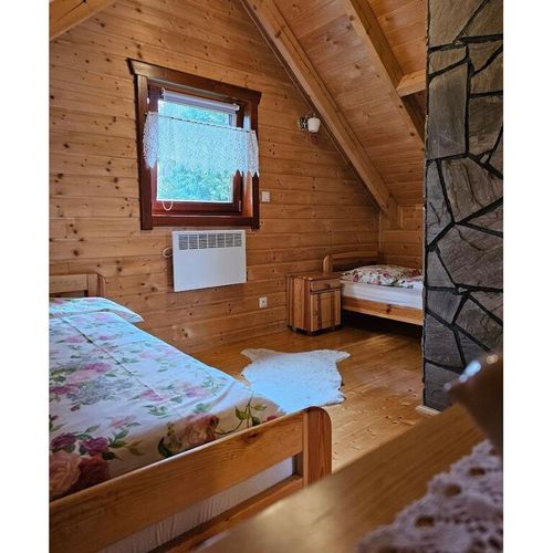 Domek drewniany 8-osobowy z dostępem do ogrodu