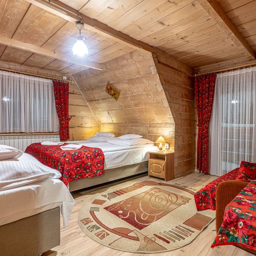 Apartament la etaj cu vedere spre munte cu 2 camere pentru 7 pers.