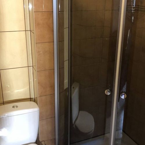 Pokój 2-osobowy z dostępem do ogrodu z łazienką