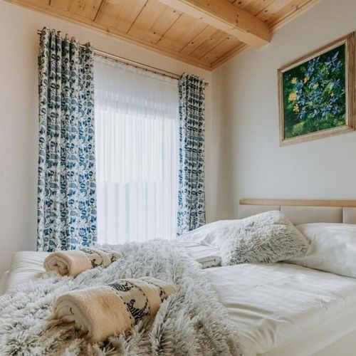 Apartament 6-osobowy z balkonem z aneksem kuchennym z 2 pomieszczeniami sypialnianymi