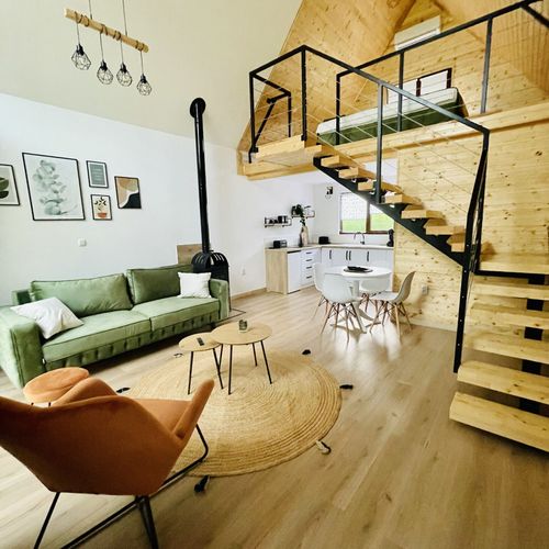 Cabană întreaga unitate maisonetă pentru 4 pers. (se inchirieaza doar integral)