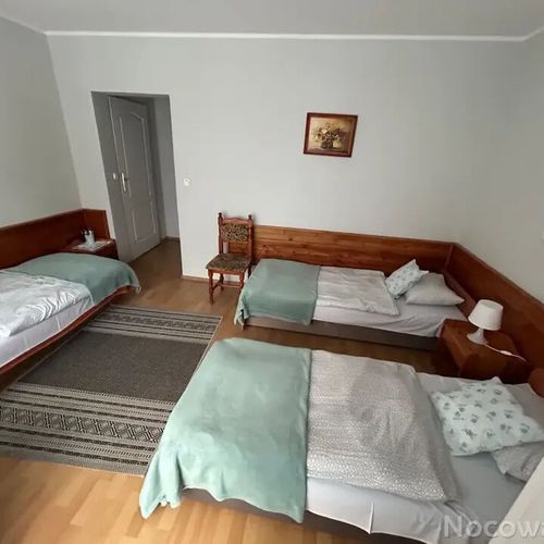 Camera cvadrupla