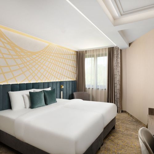 Camera twin economy la etaj