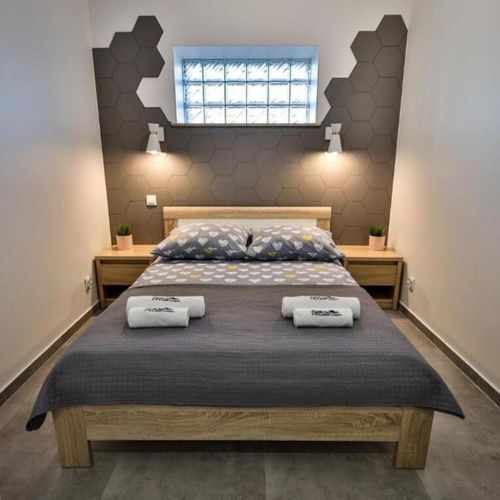 Apartament 4-osobowy z balkonem z 2 pomieszczeniami sypialnianymi