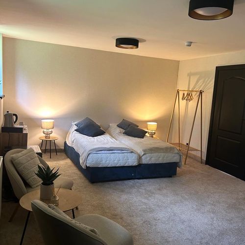 Pokój 3-osobowy z łazienką z widokiem na góry (możliwa dostawka)