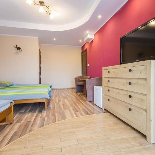Pokój 4-osobowy z dostępem do ogrodu