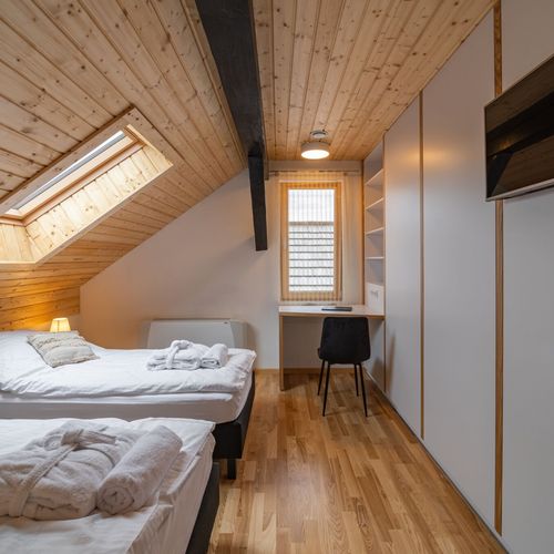 Casă de vacanță lux întreaga unitate pentru 8 pers. (se inchirieaza doar integral)