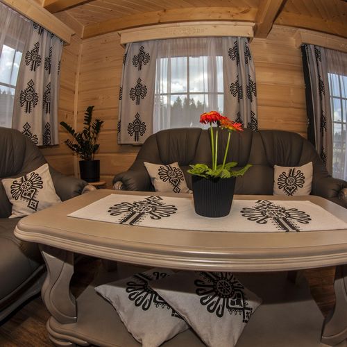 Apartament 6-osobowy z 2 pomieszczeniami sypialnianymi