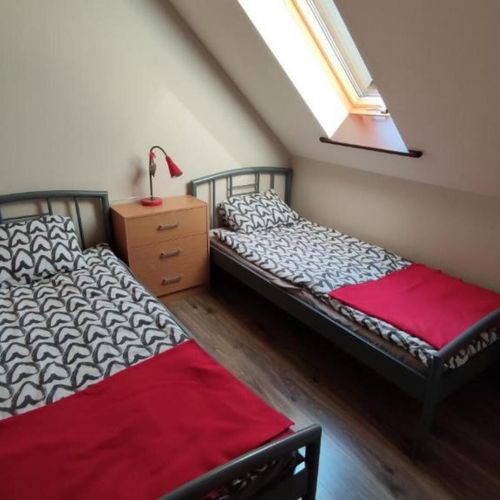 Apartament 4-osobowy z 2 pomieszczeniami sypialnianymi