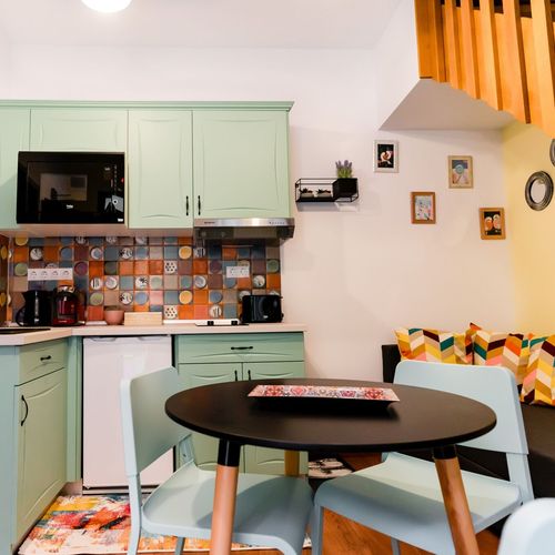 Apartament la mansardă la parter cu 1 camera pentru 2 pers.