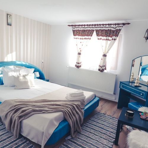 Cabană standard cu panoramă pentru 2 pers. (se inchirieaza doar integral)