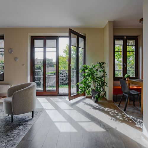Apartament 6-osobowy Lux Superior z 3 pomieszczeniami sypialnianymi