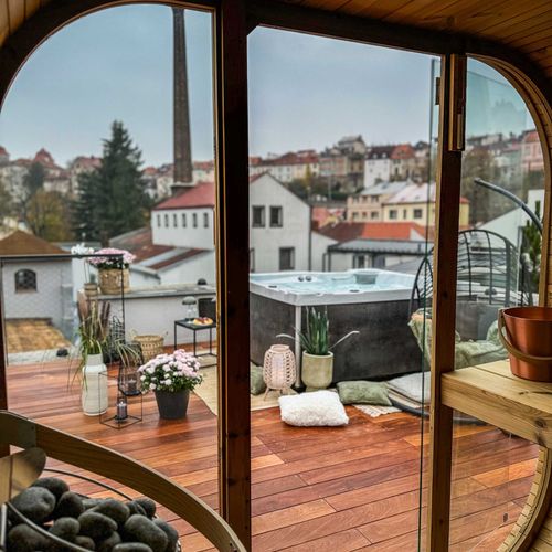 Apartament deluxe cu terasă cu 1 camera pentru 2 pers. (se poate solicita pat suplimentar)