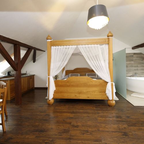Deluxe Apartman s koupelnou pro 4 os. s 1 ložnicí