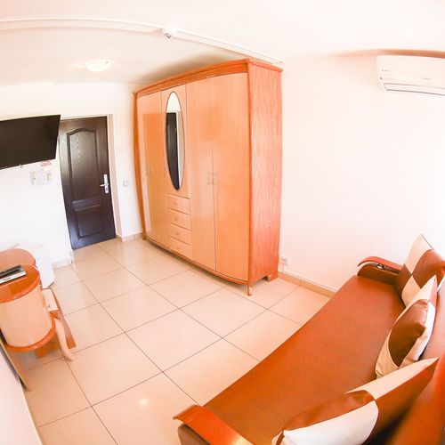 Apartman s klimatizací pro 4 os. se 2 ložnicemi na poschodí