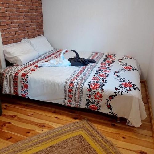 Casă de vacanță întreaga unitate cu vedere spre grădină pentru 4 pers. (se inchirieaza doar integral)