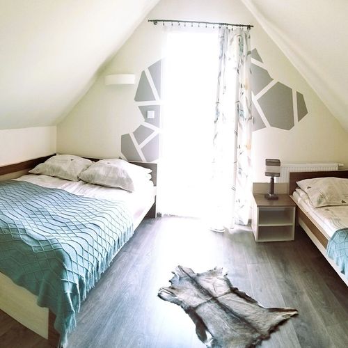 Apartament 6-osobowy na poddaszu z widokiem na góry z 2 pomieszczeniami sypialnianymi