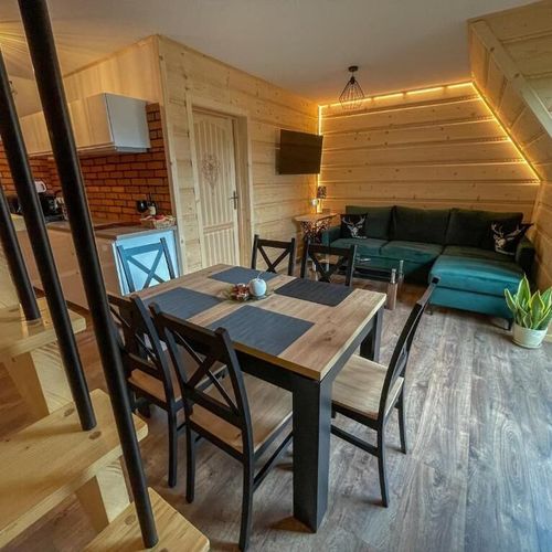 Apartament 6-osobowy z balkonem z widokiem na góry z 3 pomieszczeniami sypialnianymi