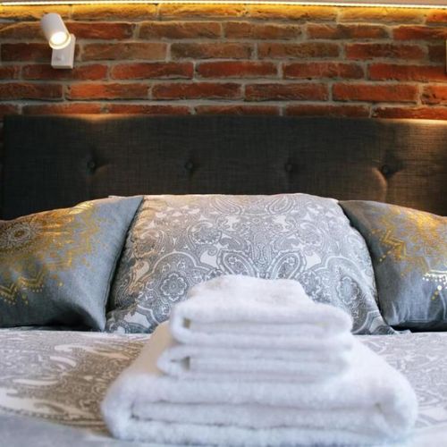 Apartament 4-osobowy z balkonem z 2 pomieszczeniami sypialnianymi