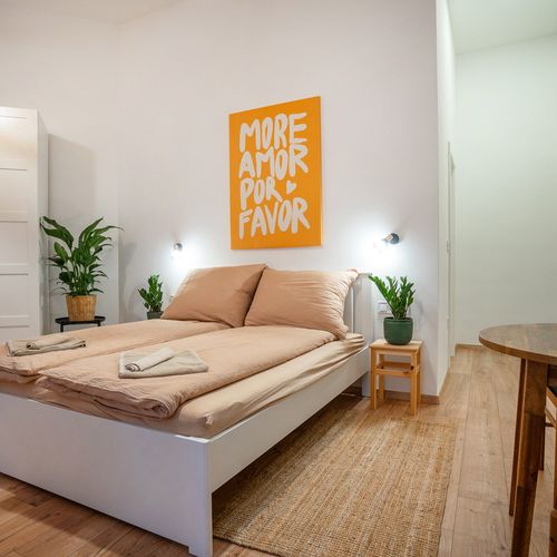 Privilege Apartman (jako celek) s manželskou postelí na poschodí