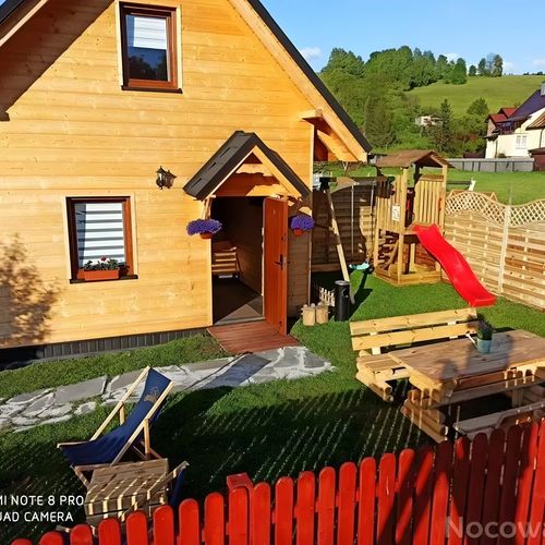 Domek drewniany 6-osobowy z dostępem do ogrodu z widokiem na góry