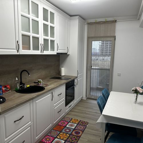 Apartament 4-osobowy na piętrze z balkonem z 2 pomieszczeniami sypialnianymi
