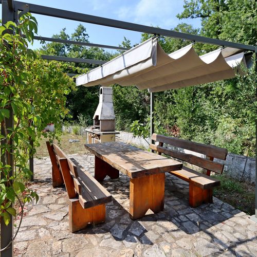 Apartament 5-osobowy z klimatyzacją z tarasem z 2 pomieszczeniami sypialnianymi A-23388-a