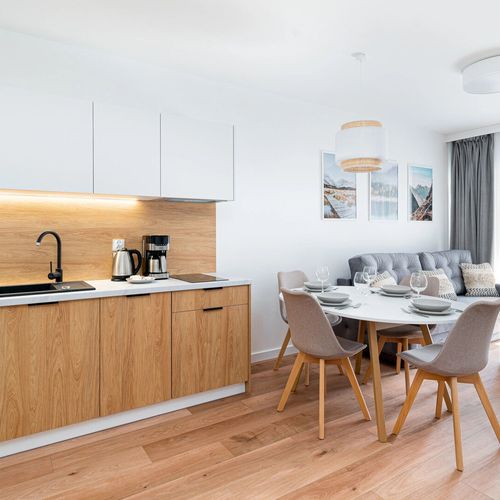 Apartament 4-osobowy z 2 pomieszczeniami sypialnianymi