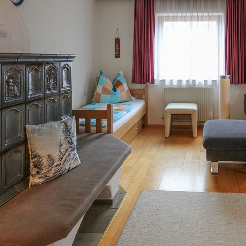 Apartament pentru 5 pers. (se inchirieaza doar integral)
