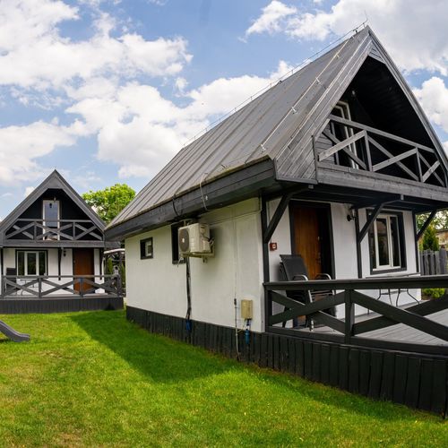 Casă de vacanță family întreaga unitate pentru 7 pers. (se inchirieaza doar integral)