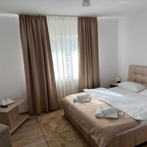Casă de vacanță pentru 8 pers. (se inchirieaza doar integral)