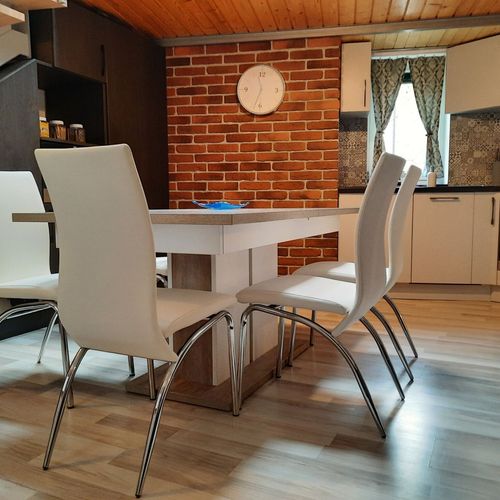 Apartament 5-osobowy z 2 pomieszczeniami sypialnianymi