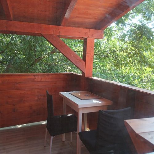 Apartament 2-osobowy z balkonem z własną kuchnią z 1 pomieszczeniem sypialnianym