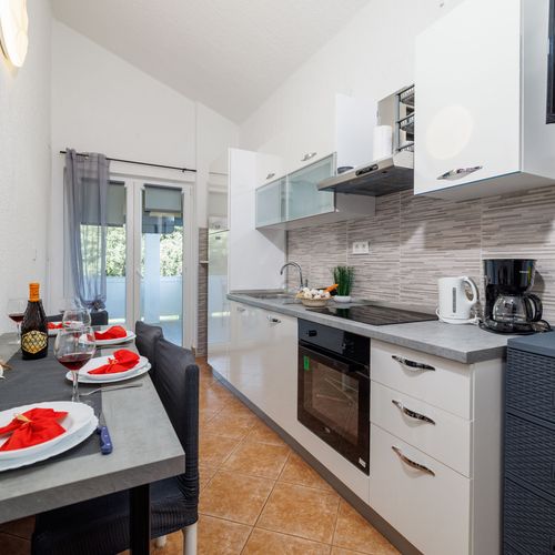 Apartament cu 1 camera pentru 5 pers.