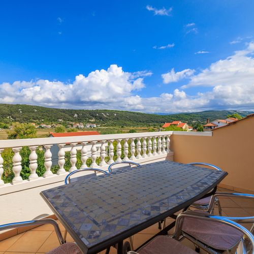 Apartament cu 3 camere pentru 5 pers.