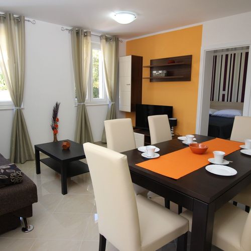 Apartament 4-osobowy z 2 pomieszczeniami sypialnianymi