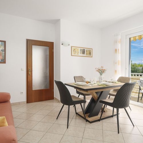 Apartament 4-osobowy z 1 pomieszczeniem sypialnianym