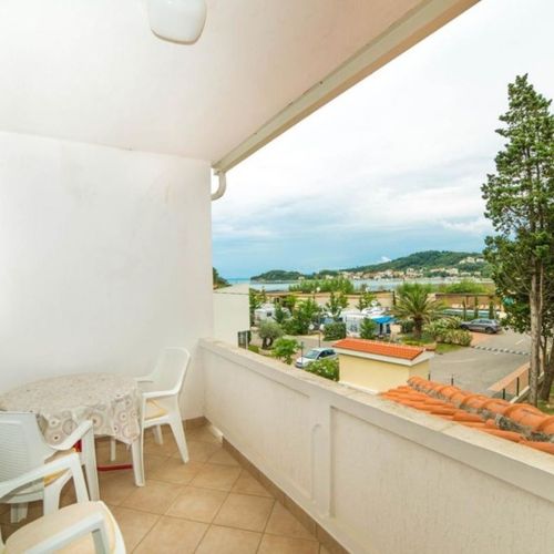 Apartament 5-osobowy z 1 pomieszczeniem sypialnianym