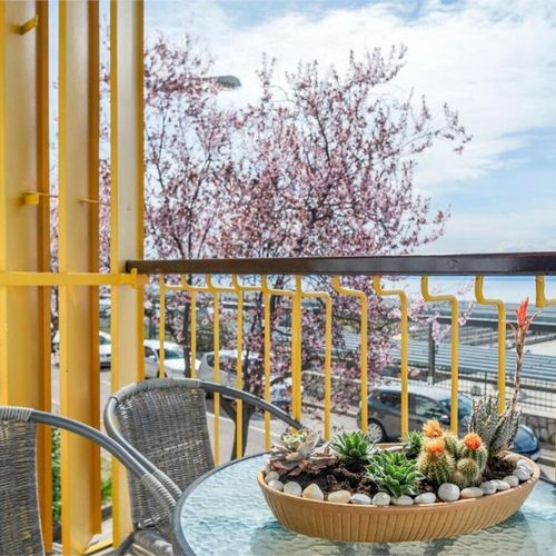 Apartament 4-osobowy z klimatyzacją z widokiem na morze z 2 pomieszczeniami sypialnianymi